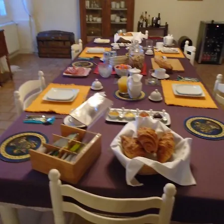 Manoir De La Pigeonnerie 住宿加早餐酒店