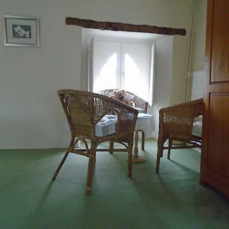 Manoir De La Pigeonnerie 住宿加早餐酒店 Saint-Martin-du-Bois (Maine-et-Loire)